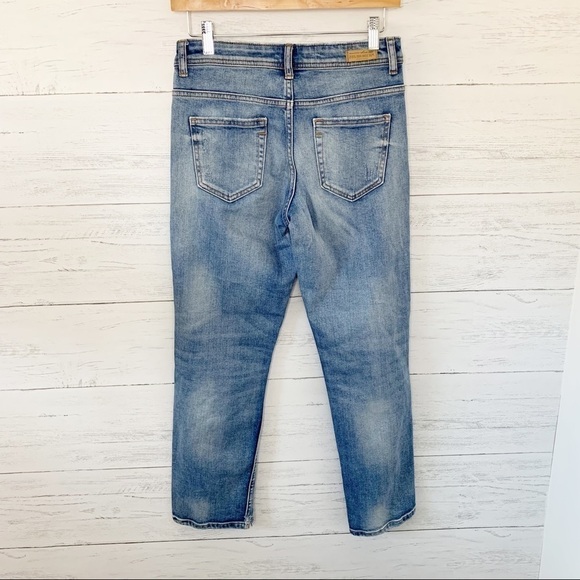 Zara Pearl Embellished Boyfriend Jeans Distressed Raw Step Hem Light Wash Size 0 - Picture 2 of 11